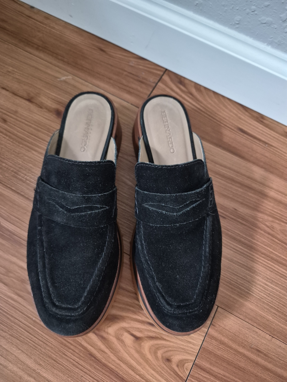 Bernardo Black Suede Slip-On Loafers Size 8M